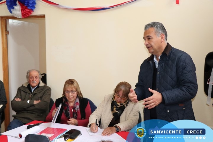 ALCALDE JAIME GONZÁLEZ PARTICIPA DE REUNIÓN DE LA UCAM